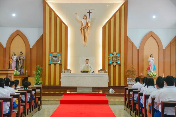 โรงเรียนปรีชานุศาสน์